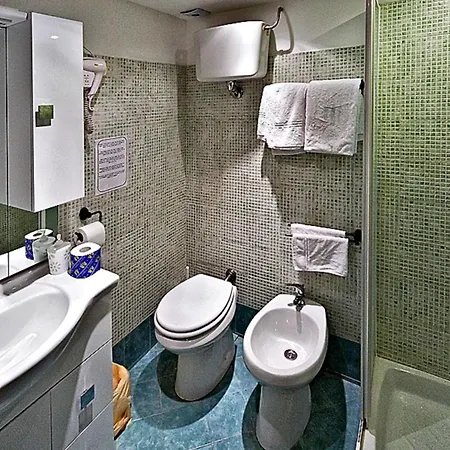 Emporium 4*